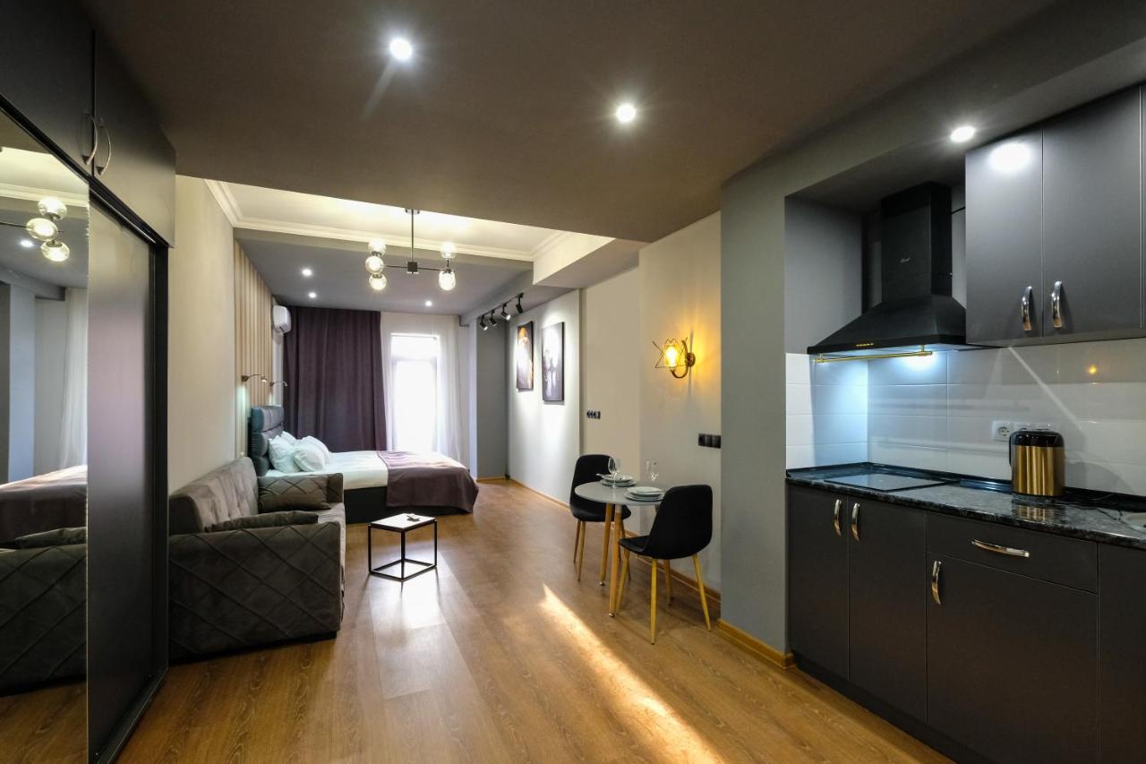 Iren river side apartments Tbilissi Extérieur photo