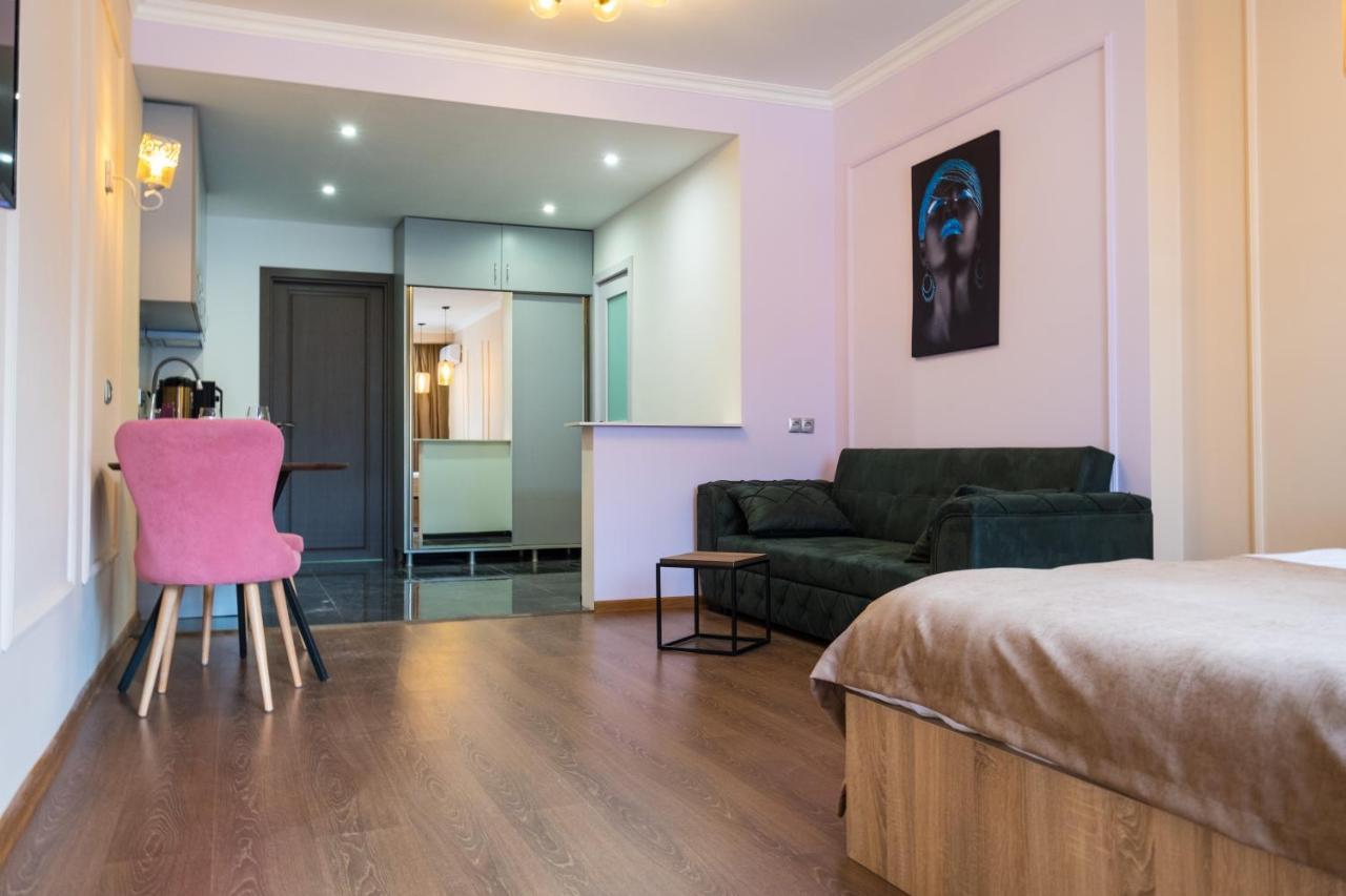 Iren river side apartments Tbilissi Extérieur photo